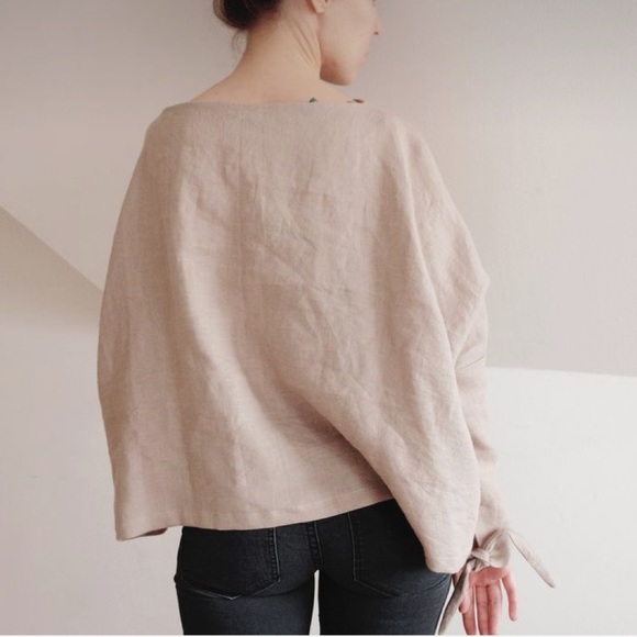 🌟HOST PICK!🌟 Ivetta Bauman Linen 🌿 Oversized Beige Kimono Top - Picture 3 of 7
